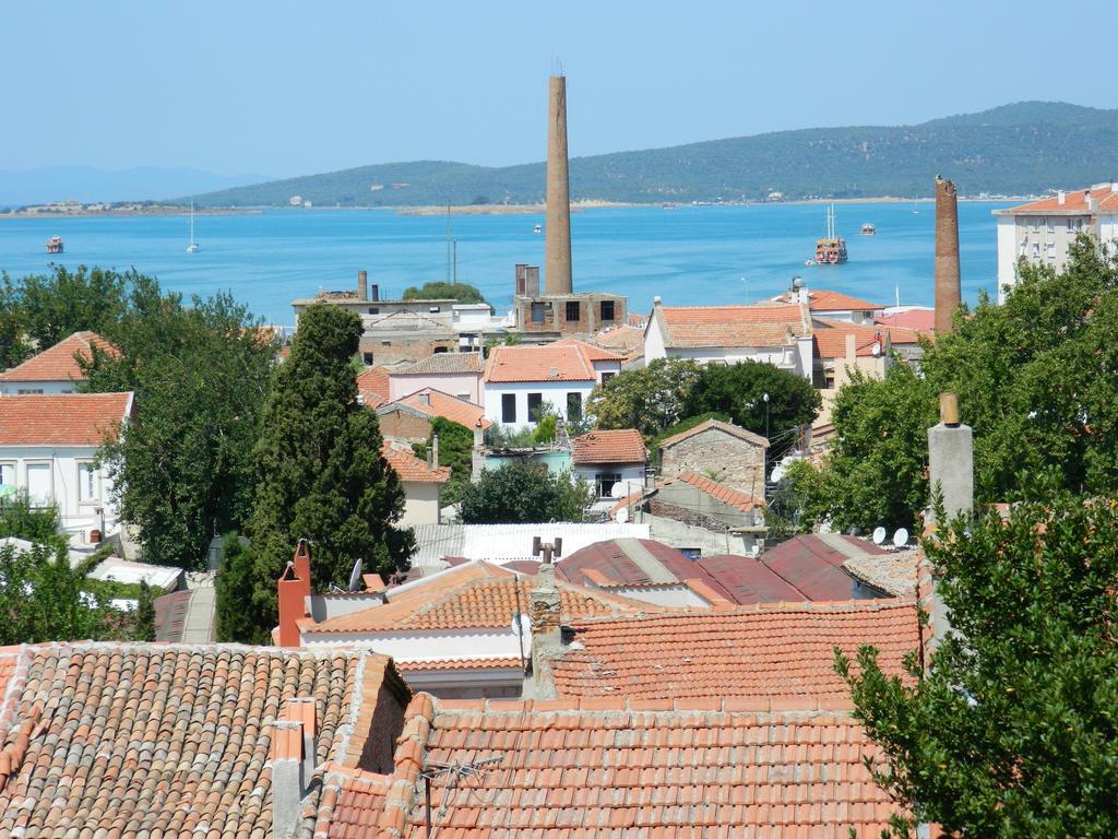 Melekler Pansiyon Ayvalı Quarto foto