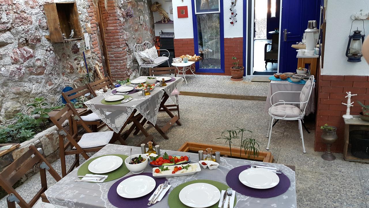 Melekler Pansiyon Ayvalı Exterior foto